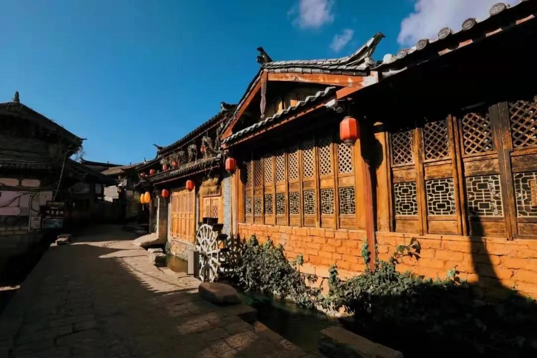 來束河古鎮，住一住，喝喝茶，收收心